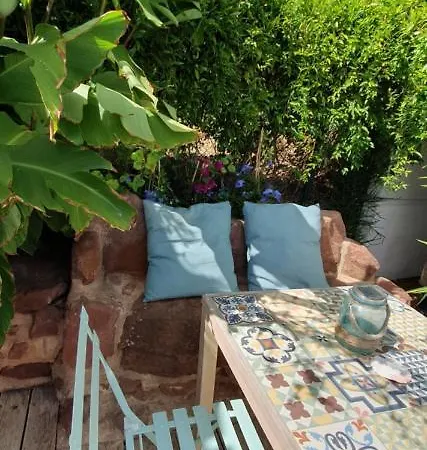Nature's Retreat: Coastal Oasis With Modern Comforts Silves