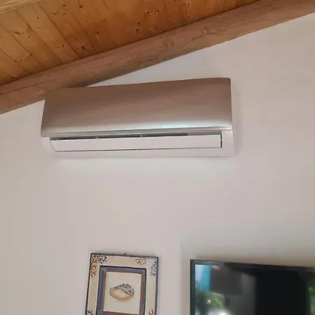 Casa vacanze Beautiful House In Stunning Nature, 22 Minutes From Beaches, 5 Minutes To Lake, Air Condition Cool And Heat, And Very Fast Internet In All Rooms, Dishwasher, Washing Machine And Induction Cooking *